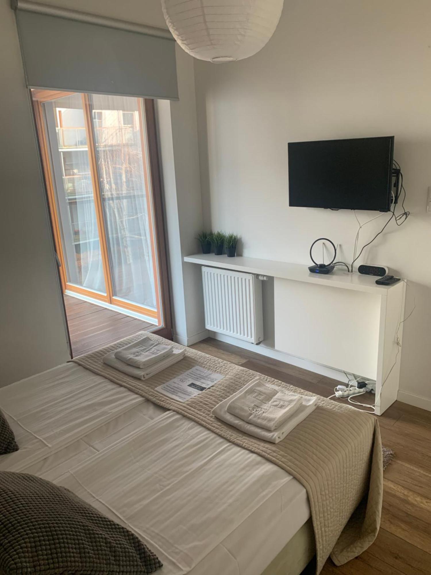 Irs Royal Apartments Apartamenty Irs Nadmorski Dwor Danzica Esterno foto